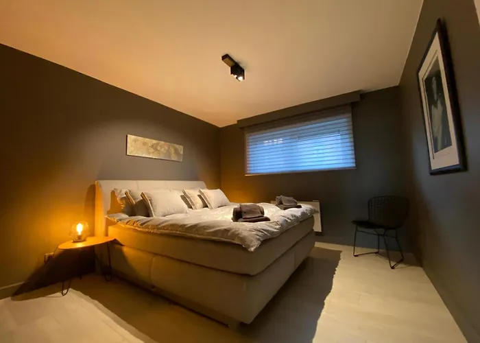 Luxe Met Zeezicht Aan De Jachthaven *