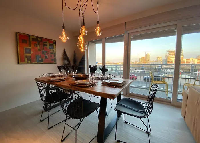 Appartement Luxe Met Zeezicht Aan De Jachthaven *